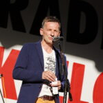 Koncertowe Lato z Radiem Kielce. Koncert zespołu ANKH w Parku Miejskim w Kielcach. Paweł Solarz - Radio Kielce  / Marzena Mąkosa / Radio Kielce