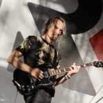 Koncertowe Lato z Radiem Kielce. Koncert zespołu ANKH w Parku Miejskim w Kielcach. Na zdjęciu: Michał Pastuszka - gitara / Marzena Mąkosa / Radio Kielce