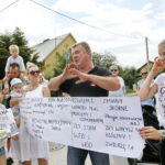 Protest mieszkańców. Są oburzeni planem stworzenia składowiska chemicznych odpadów na osiedlu pod kieleckim Telegrafem / Marzena Mąkosa / Radio Kielce