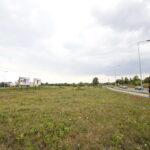 KTBS będzie budować osiedle. Działka, na której mają powstać lokale mieszkalne przy alei Jerzego Szajnowicza-Iwanowa / Marzena Mąkosa / Radio Kielce