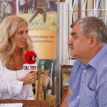 Raport Dnia w Nowej Słupi. Na zdjęciu od lewej: Renata Morąg - Radio Kielce i Włodzimierz Zaręba - zastępca wójta Nowej Słupi / Marzena Mąkosa / Radio Kielce