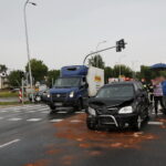 Wypadek na skrzyżowaniu ulic Wapiennikowej i Tarnowskiej / Marzena Mąkosa / Radio Kielce