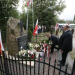 Uroczystości poświęcone 75. rocznicy śmierci pięciu partyzantów z oddziału „Wybranieccy” / Marzena Mąkosa / Radio Kielce