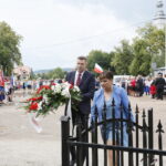 Uroczystości poświęcone 75. rocznicy śmierci pięciu partyzantów z oddziału „Wybranieccy” / Marzena Mąkosa / Radio Kielce