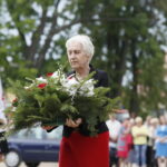 Uroczystości poświęcone 75. rocznicy śmierci pięciu partyzantów z oddziału „Wybranieccy” / Marzena Mąkosa / Radio Kielce