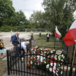 Uroczystości poświęcone 75. rocznicy śmierci pięciu partyzantów z oddziału „Wybranieccy” / Marzena Mąkosa / Radio Kielce