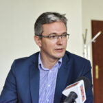 Podpisanie umów w Świętokrzyskim Centrum Onkologii. Adam Jarubas, marszałek województwa świętokrzyskiego / Marzena Mąkosa / Radio Kielce