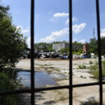 Składowisko niebezpiecznych odpadów w Nowinach przy ulicy Perłowej / Marzena Mąkosa / Radio Kielce