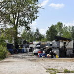 Składowisko niebezpiecznych odpadów w Nowinach przy ulicy Perłowej / Marzena Mąkosa / Radio Kielce