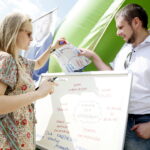 Targi pracy dla młodzieży na Placu Artystów / Marzena Mąkosa / Radio Kielce