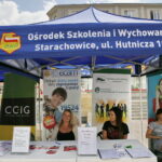 Targi pracy dla młodzieży na Placu Artystów / Marzena Mąkosa / Radio Kielce