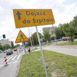 Remont drogi przed wjazdem na teren Szpitala Wojewódzkiego w Kielcach / Marzena Mąkosa / Radio Kielce