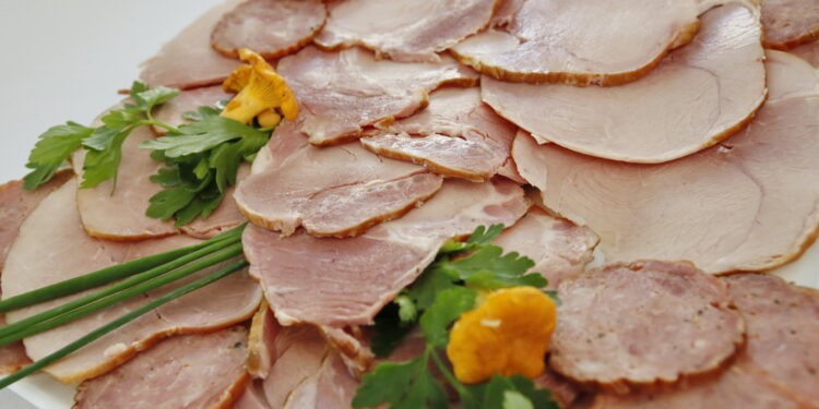 Tajemnica wędlin dojrzewających - Radio Kielce Tajemnica wędlin dojrzewających