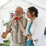 Śniadanie w ogrodzie Radia Kielce. Na zdjęciu: Grzegorz Russak - kucharz i Magdalena Sitek - Radio Kielce / Marzena Mąkosa / Radio Kielce