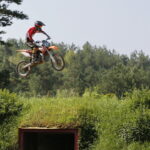 Wyjeżdżamy na tor z lasu / Marzena Mąkosa / Radio Kielce