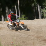 Wyjeżdżamy na tor z lasu / Marzena Mąkosa / Radio Kielce