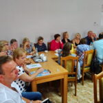 Protest mieszkańców przeciwko produkcji niebezpiecznych materiałów na terenie gminy. Sesja Rady Gminy w Wojciechowicach z udziałem mieszkańców i przedsiębiorcy Romana Golki / Emilia Sitarska / Radio Kielce