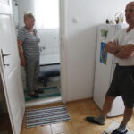 Polacy ratujący Żydów. Nowy Korczyn. Macugowscy. Tu było zejście do schowka. Dom Macugowskich / Jarosław Kubalski / Radio Kielce