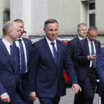 Uroczysty apel na ul. Oleandry. Na zdjęciu drugi od lewej: Andrzej Duda - prezydent Rzeczypospolitej Polskiej / Marzena Mąkosa / Radio Kielce