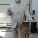 Pomnik Przemysława Gosiewskiego, który stanie przy ulicy Warszawskiej / Komitet społeczny budowy pomnika Przemysława Gosiewskiego