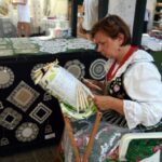 42. Międzynarodowe Targi Sztuki Ludowej  na Rynku Głównym w Krakowie / Marek Lasyk / Radio Kraków