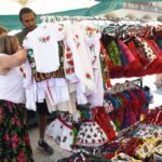 42. Międzynarodowe Targi Sztuki Ludowej  na Rynku Głównym w Krakowie / Marek Lasyk / Radio Kraków