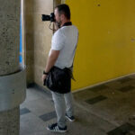 Sesja zdjęciowa na dworcu autobusowym / Mateusz Kaczmarczyk / Radio Kielce