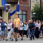 37. Kielecka Piesza Pielgrzymka wyruszyła z Wiślicy na Jasną Górę / Kamil Włosowicz / Radio Kielce