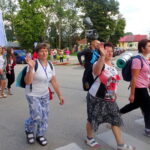 37. Kielecka Piesza Pielgrzymka wyruszyła z Wiślicy na Jasną Górę / Kamil Włosowicz / Radio Kielce