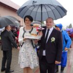 Mirzec. Dożynki powiatowo-gminne. Na zdjęciu: starostowie dożynek: Katarzyna Niedziela i Piotr Rokita / Tomasz Piwko / Radio Kielce