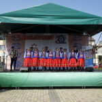 Chmielnik. XIX Powiatowy Przegląd Zespołów Folklorystycznych i Solistów / Karol Wójcik / Radio Kielce