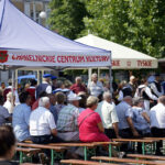 Chmielnik. XIX Powiatowy Przegląd Zespołów Folklorystycznych i Solistów / Karol Wójcik / Radio Kielce