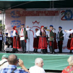 Chmielnik. XIX Powiatowy Przegląd Zespołów Folklorystycznych i Solistów / Karol Wójcik / Radio Kielce