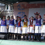 Chmielnik. XIX Powiatowy Przegląd Zespołów Folklorystycznych i Solistów / Karol Wójcik / Radio Kielce