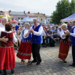 Chmielnik. XIX Powiatowy Przegląd Zespołów Folklorystycznych i Solistów / Karol Wójcik / Radio Kielce