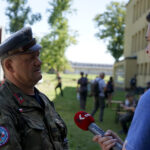 Marsz Szlakiem I Kompanii Kadrowej - piechurzy pokonują trasę ze Słomnik do Miechowa / Karol Wójcik / Radio Kielce