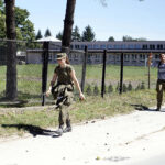 Marsz Szlakiem I Kompanii Kadrowej - piechurzy pokonują trasę ze Słomnik do Miechowa / Karol Wójcik / Radio Kielce