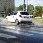 Kielce. Zalana jezdnia na skrzyżowaniu ulic Kaczorowskiego i Radiowej / Karol Żak / Radio Kielce