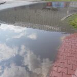 Kielce. Zalana jezdnia na skrzyżowaniu ulic Kaczorowskiego i Radiowej / Karol Żak / Radio Kielce