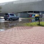 Kielce. Zalana jezdnia na skrzyżowaniu ulic Kaczorowskiego i Radiowej / Karol Żak / Radio Kielce