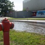 Kielce. Zalana jezdnia na skrzyżowaniu ulic Kaczorowskiego i Radiowej / Karol Żak / Radio Kielce