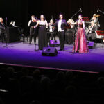 Kielce. Tarasy Sztuki KCK. Koncert muzyki operowej i operetkowej pt. „To, co najpiękniejsze” w wykonaniu zespołu muzyki wiedeńskiej „Strauss Ensemble” / Jarosław Kubalski / Radio Kielce