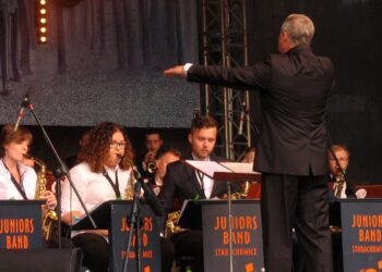 Starachowice. Jubileusz zespołu Juniors Band / Anna Głąb / Radio Kielce
