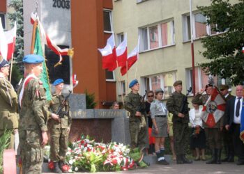 Starachowice. Uroczystości święta Wojska Polskiego / Anna Głąb / Radio Kielce