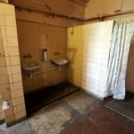 06.04.2016 Kielce. Dworzec PKS. Budynek techniczny. Łazienka. / Jarosław Kubalski / Radio Kielce