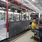 10.10.2016 Starachowice. Zakład MAN. Produkcja autobusów. / Jarosław Kubalski / Radio Kielce