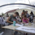 22.07.2017 Kielce. Piknik na pożegnanie zbiorów Muzeum Narodowego, które na czas remontu jadą do Szczecina. / Jarosław Kubalski / Radio Kielce