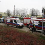 15.11.2017 Kielce. Wypadek na ulicy Grunwaldzkiej. Samochód wjechał w przystanek / Jarosław Kubalski / Radio Kielce