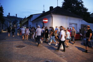 04.08.2018 Chęciny. Nocne zwiedzanie miasta / Jarosław Kubalski / Radio Kielce