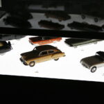 04.08.2018 Kielce. Muzeum Dialogu Kultur. Warsztaty familijne: Wakacyjne podróżowanie w czasie - po co prawo jazdy? Wystawa modeli pojazdów z kolekcji Sławoja Gwiazdowskiego / Jarosław Kubalski / Radio Kielce